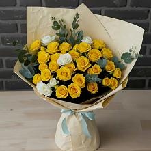 Букет цветов из:  Розы в Поселок Памяти 13 Борцов