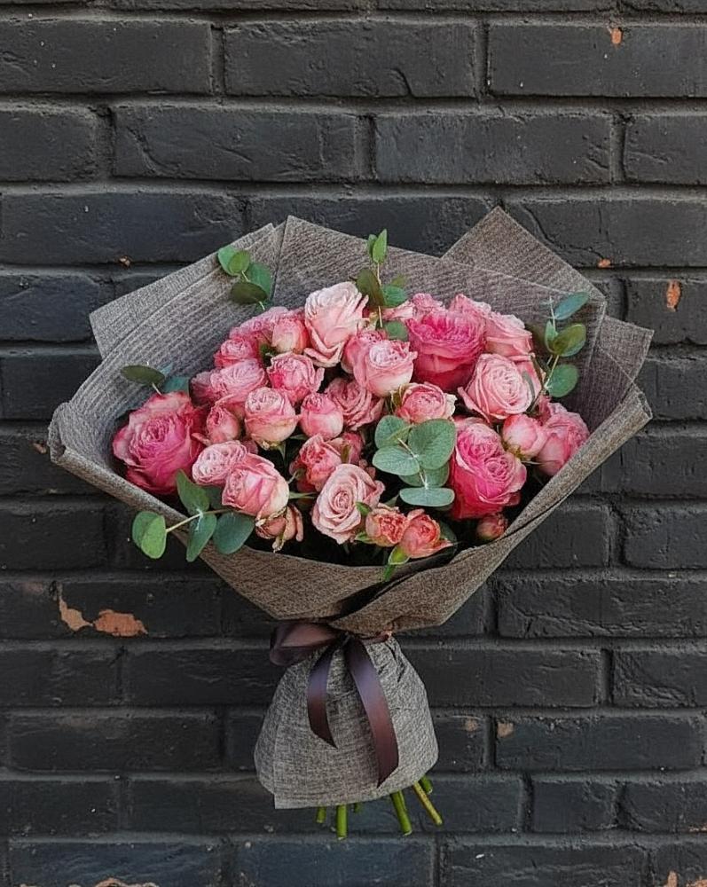 Букет цветов из: Розы в Поселок Памяти 13 Борцов