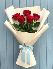 Букет Классика чувств в Поселок Памяти 13 Борцов