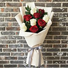 Букет цветов из:  Розы в Поселок Памяти 13 Борцов