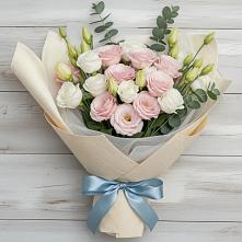 Букет цветов из:  Лизиантусы #REPLACE_PRED# Поселок Памяти 13 Борцов