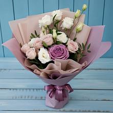 Букет цветов из:  Розы и Лизиантусы в Поселок Памяти 13 Борцов