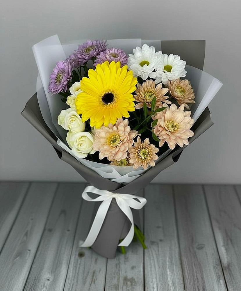 Букет цветов из: Розы, Герберы и Хризантемы в Поселок Памяти 13 Борцов