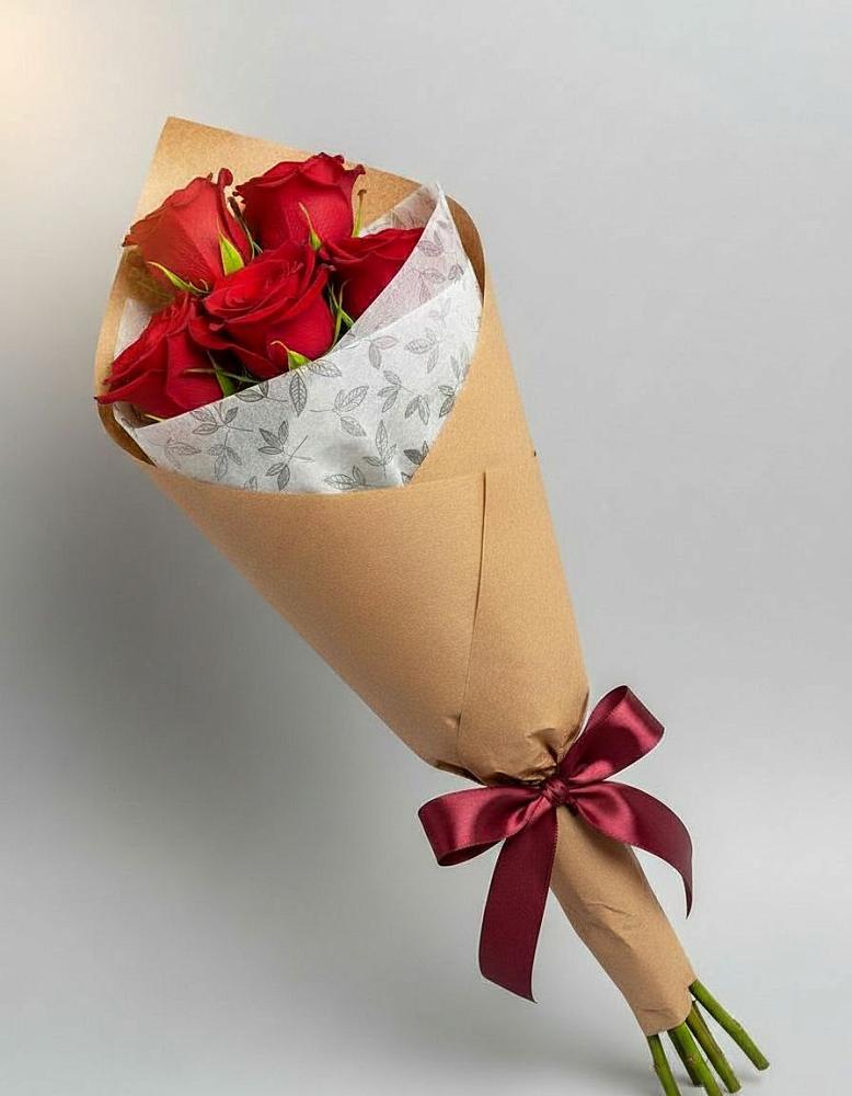 Букет цветов из: Розы в Поселок Памяти 13 Борцов