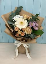 Букет цветов из:  Герберы и Хризантемы в Поселок Памяти 13 Борцов