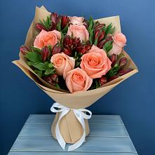 Букет цветов из:  Розы и Альстромерии в Поселок Памяти 13 Борцов