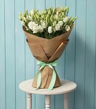 Букет цветов из:  Лизиантусы #REPLACE_PRED# Поселок Памяти 13 Борцов