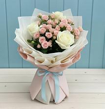 Букет цветов из:  Розы в Поселок Памяти 13 Борцов