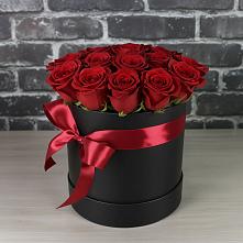 Цветочная композиция из Розы в шляпной коробке в Поселок Памяти 13 Борцов