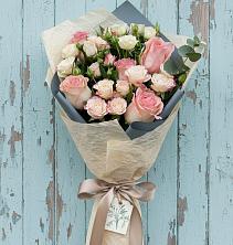 Букет цветов из:  Розы в Поселок Памяти 13 Борцов