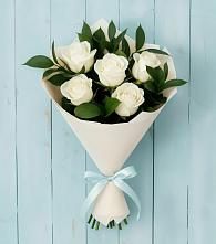 Букет цветов из:  Розы в Поселок Памяти 13 Борцов