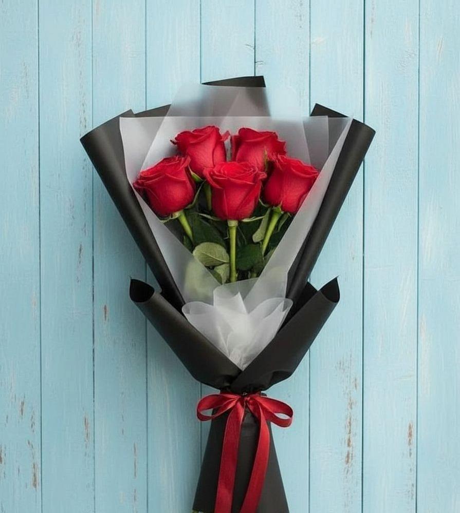 Букет цветов из: Розы в Поселок Памяти 13 Борцов