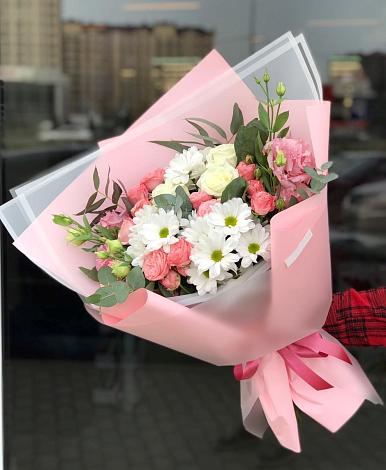 Букет цветов из: Розы, Лизиантусы и Хризантемы в Поселок Памяти 13 Борцов