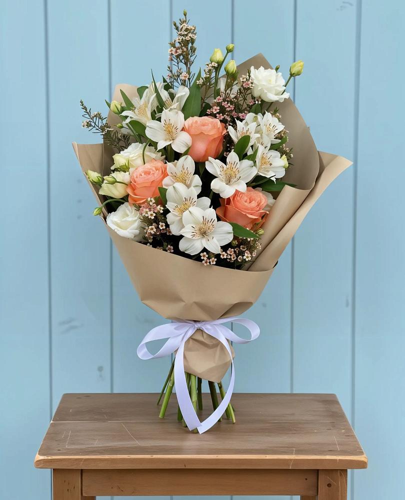 Букет цветов из: Альстромерии, Лизиантусы, Розы и Хризантемы в Поселок Памяти 13 Борцов